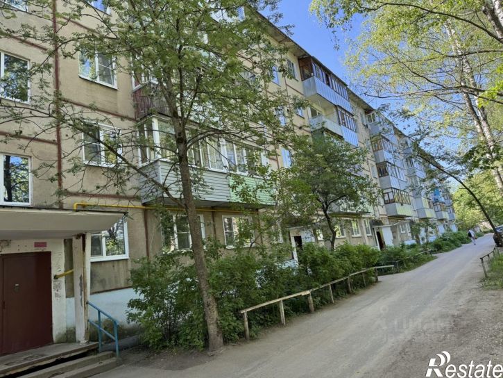 2-комн квартира ул Любимова, 8,  д. 8