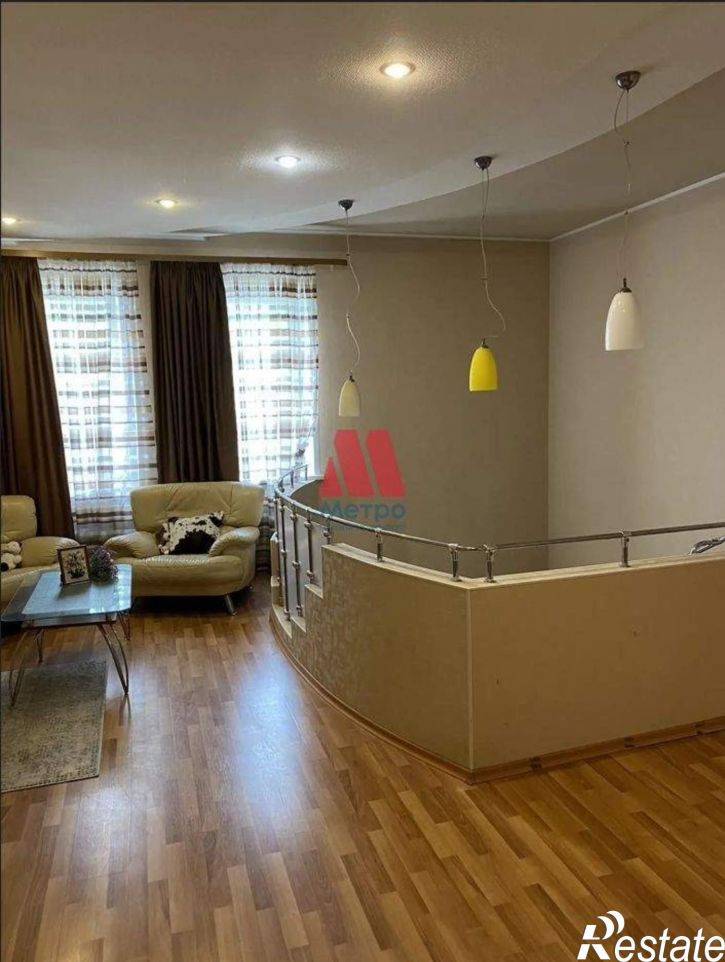 5-комн квартира Ленина проспект, д.116