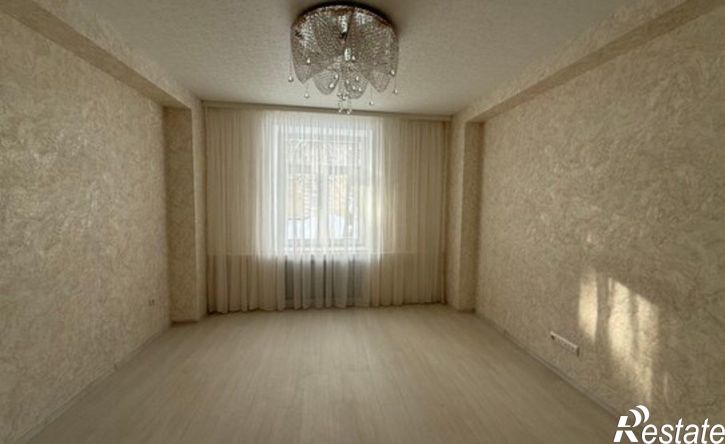 3-комн квартира ул Пятой Ударной Армии, 8,  д. 8