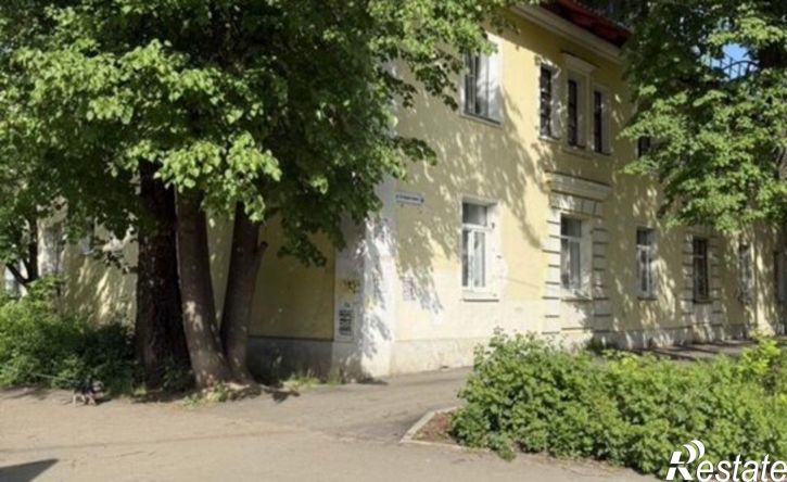 3-комн квартира ул Пятой Ударной Армии, 8,  д. 8