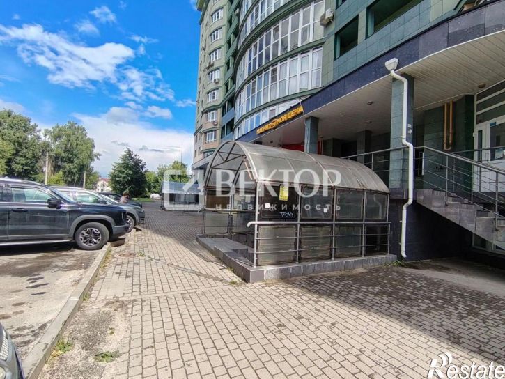 3-комн квартира ул Колотилова, 38,  д. 38