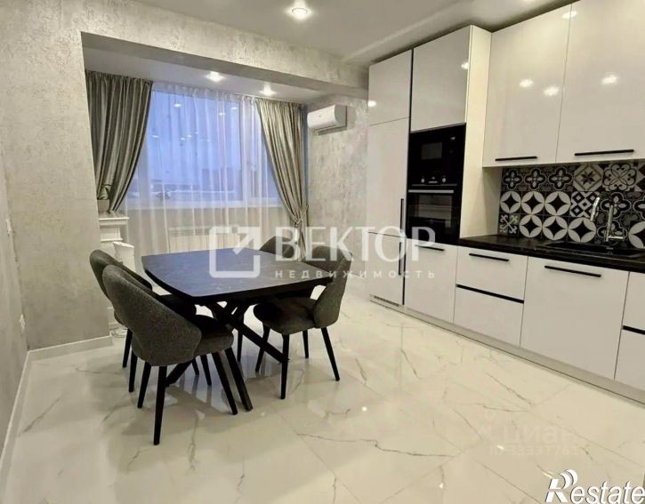 3-комн квартира ул Ермака, 10,  д. 10