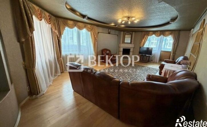 5-комн квартира ул 1-я Водопроводная, 2А,  д. 2А