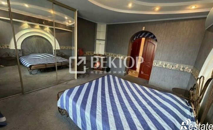 5-комн квартира ул 1-я Водопроводная, 2А,  д. 2А