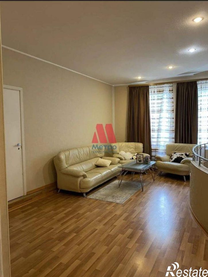 5-комн квартира Ленина проспект, д.116
