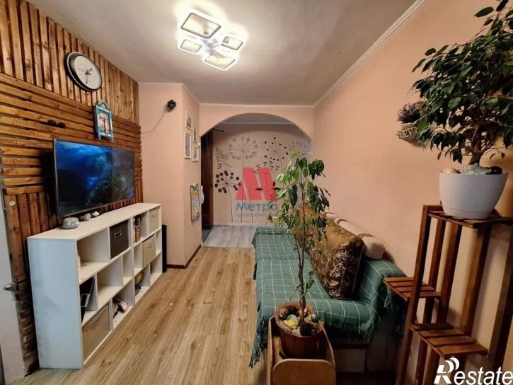 3-комн квартира Суворова ул., д.40