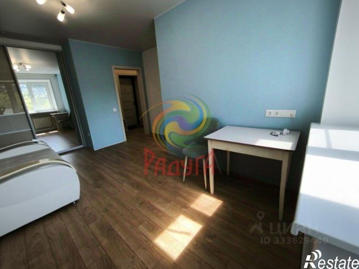 2-комн квартира улица Смирнова, 93А,  д. 93А