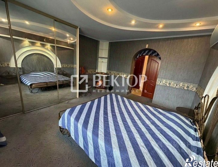5-комн квартира 1-я Водопроводная улица, 2А,  д. 2А
