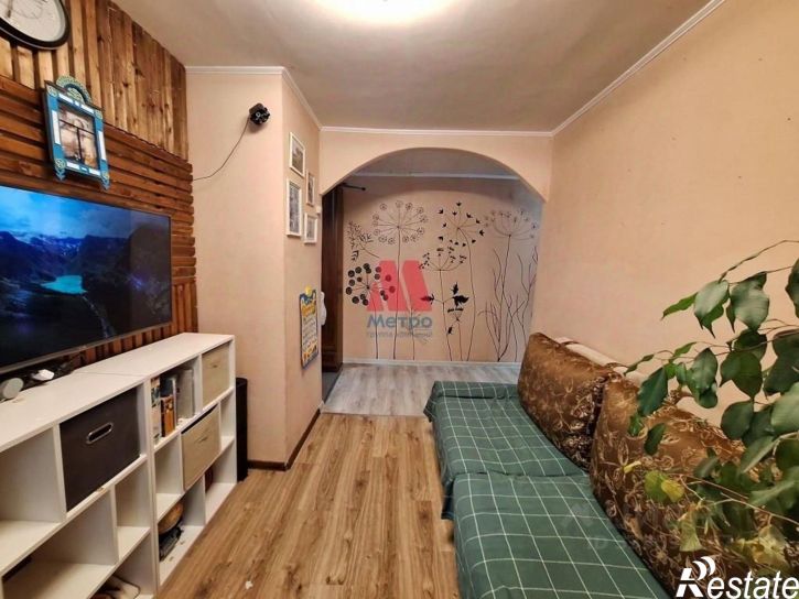 3-комн квартира улица Суворова, 40,  д. 40