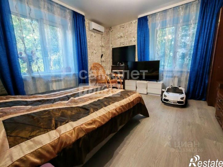 2-комн квартира улица Генерала Горбатова, 2,  д. 2