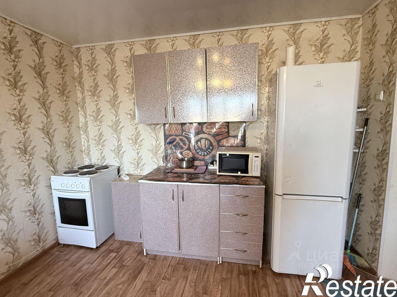 Сдать комнату за 10 000 рублей на 2-я улица Чапаева, 63