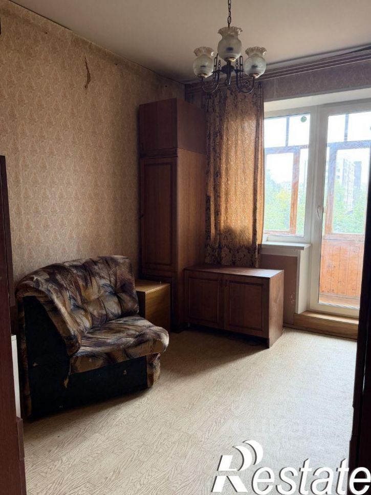 3-комн квартира улица 10 Августа, 58,  д. 58