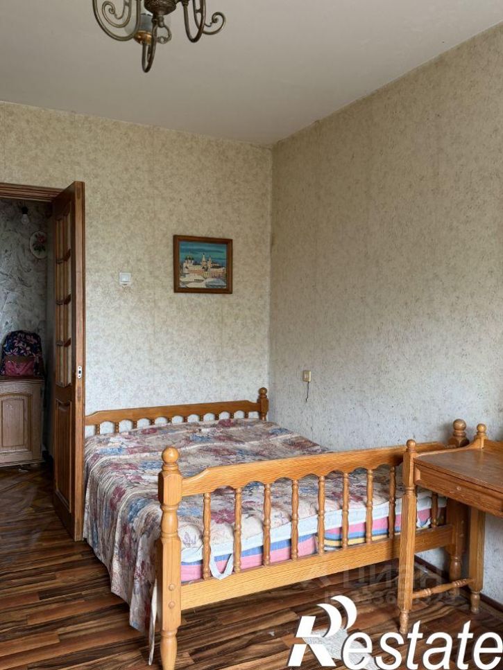 3-комн квартира улица 10 Августа, 58,  д. 58