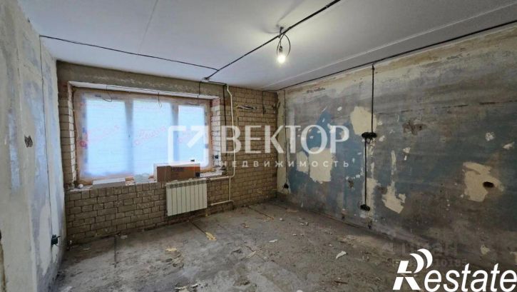 3-комн квартира улица Жарова, 8,  д. 8