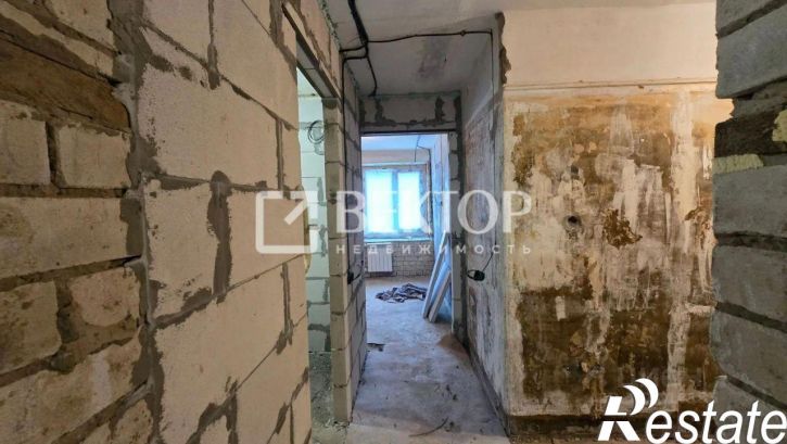 3-комн квартира улица Жарова, 8,  д. 8