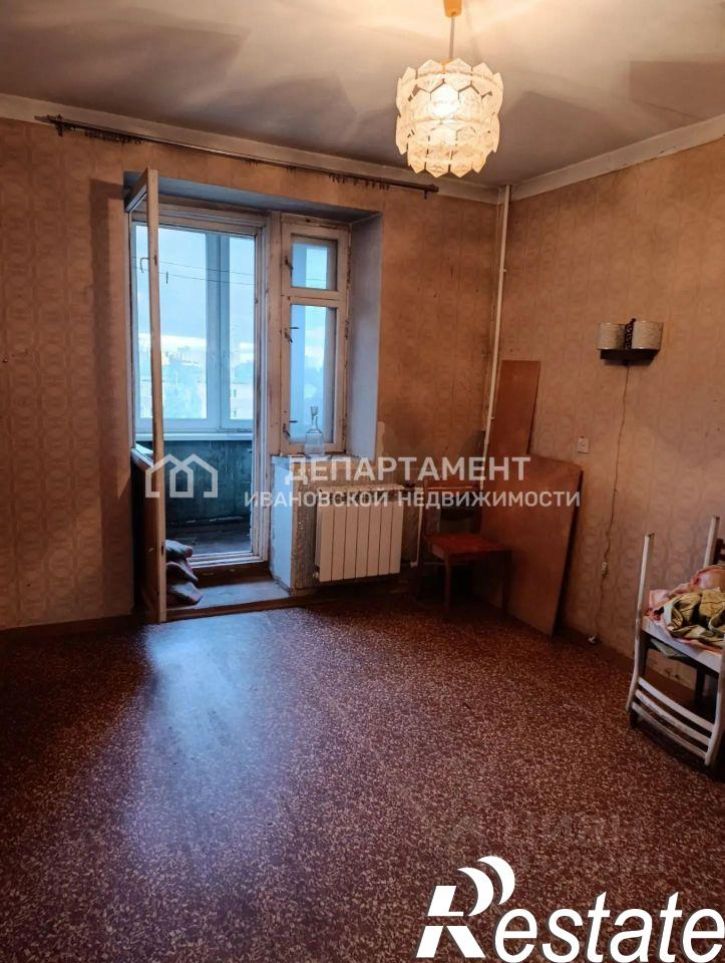 3-комн квартира улица Парижской Коммуны, 5В,  д. 5В
