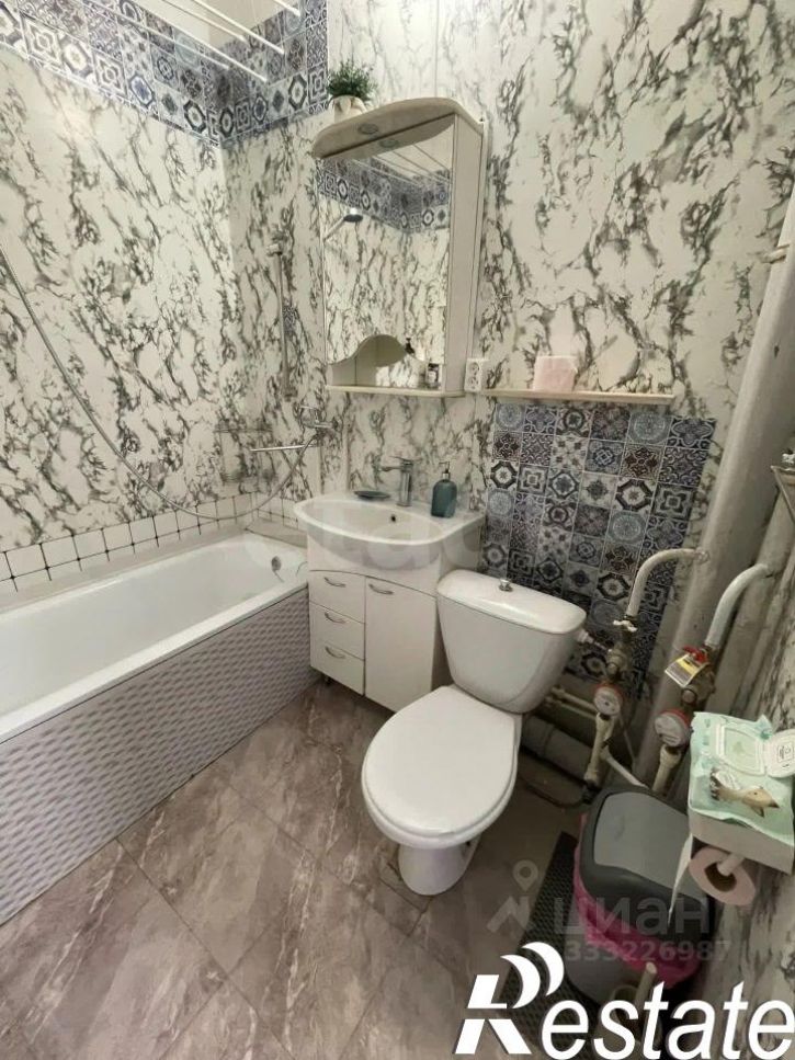 1-комн квартира Революционная улица, 26 к1,  д. 26 к1