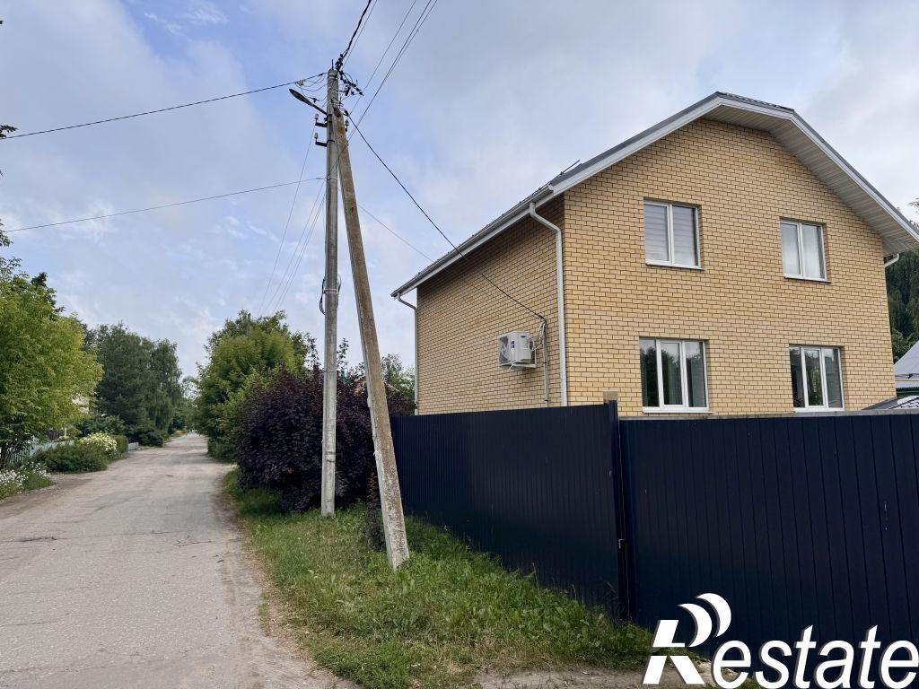 Купить дачу, дом, коттедж за 20 450 000 рублей на Кочегарный пер, 3/28