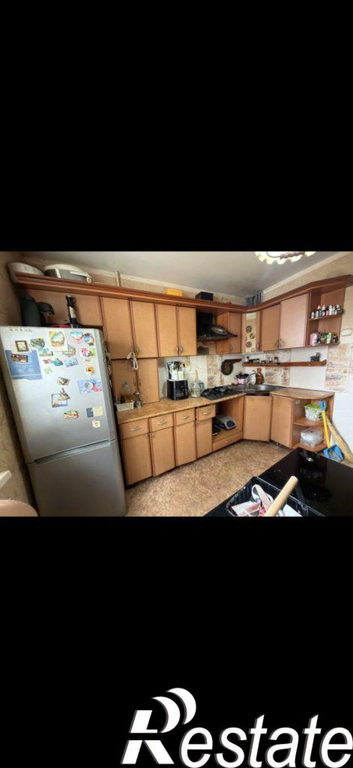 3-комн квартира Революционная ул, 8