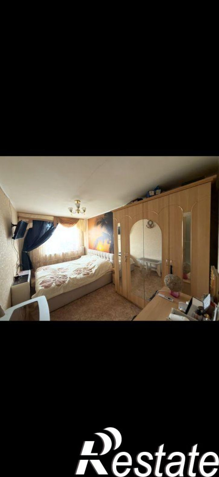 3-комн квартира Революционная ул, 8