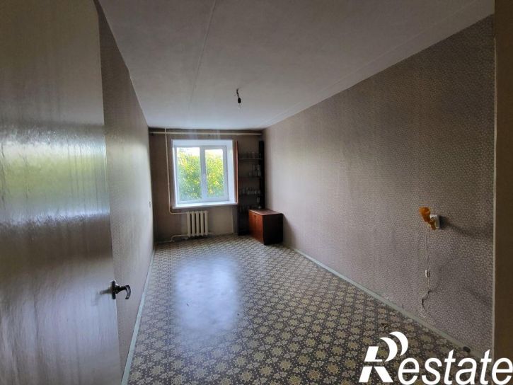 3-комн квартира Велижская ул, 70