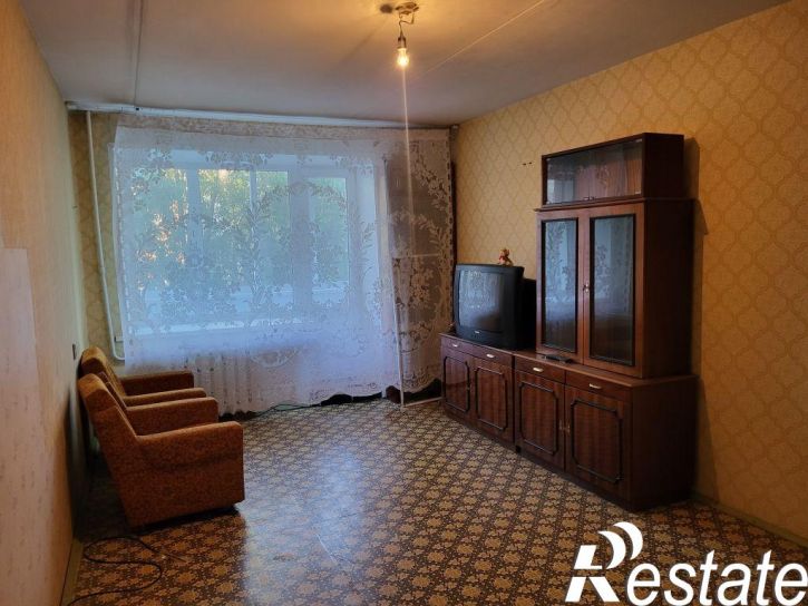 3-комн квартира Велижская ул, 70