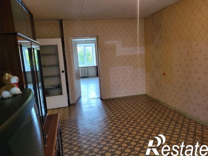 3-комн квартира Велижская ул, 70