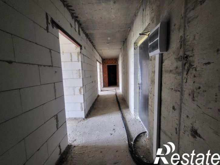 3-комн квартира Профсоюзная ул, 8