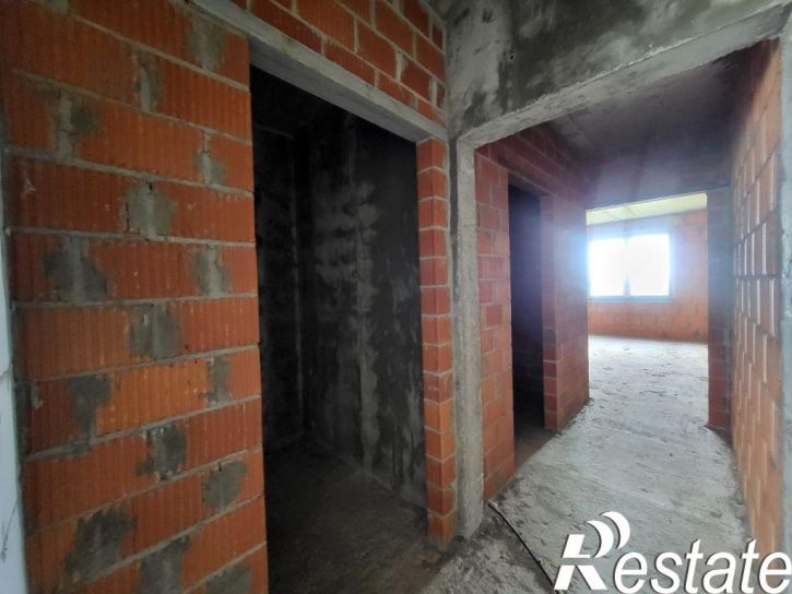 3-комн квартира Профсоюзная ул, 8