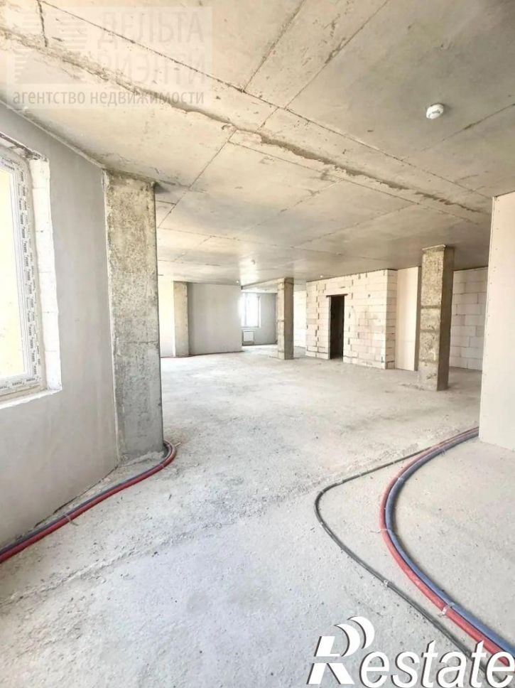 3-комн квартира Конспиративный пер, 12