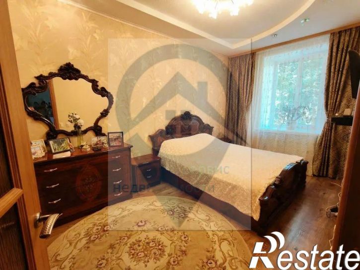 3-комн квартира Дзержинского ул, 43