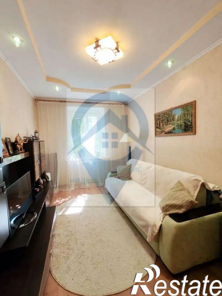3-комн квартира Дзержинского ул, 43