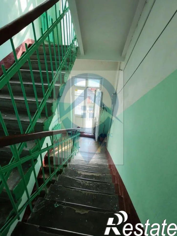 3-комн квартира Дзержинского ул, 43