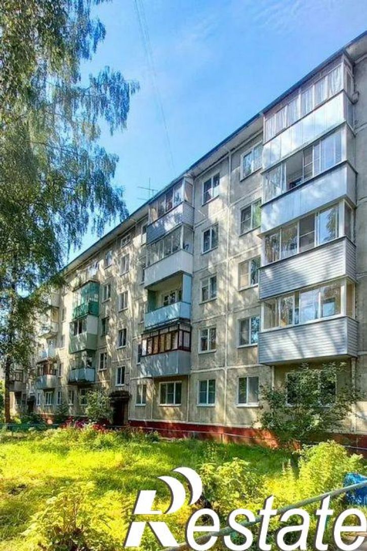 3-комн квартира проспект Строителей, 80,  д. 80