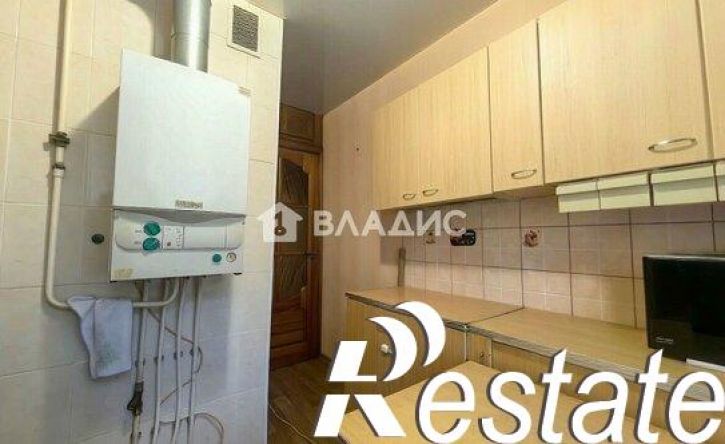3-комн квартира улица Постышева, 48,  д. 48