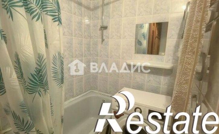 3-комн квартира улица Постышева, 48,  д. 48