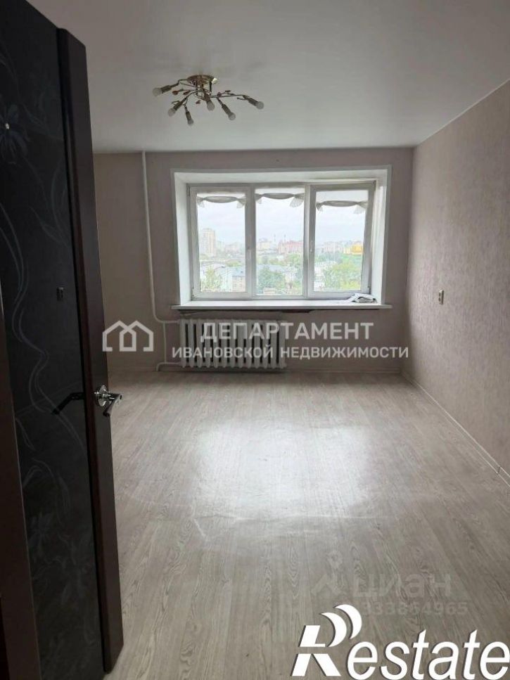 3-комн квартира улица Парижской Коммуны, 5В,  д. 5В