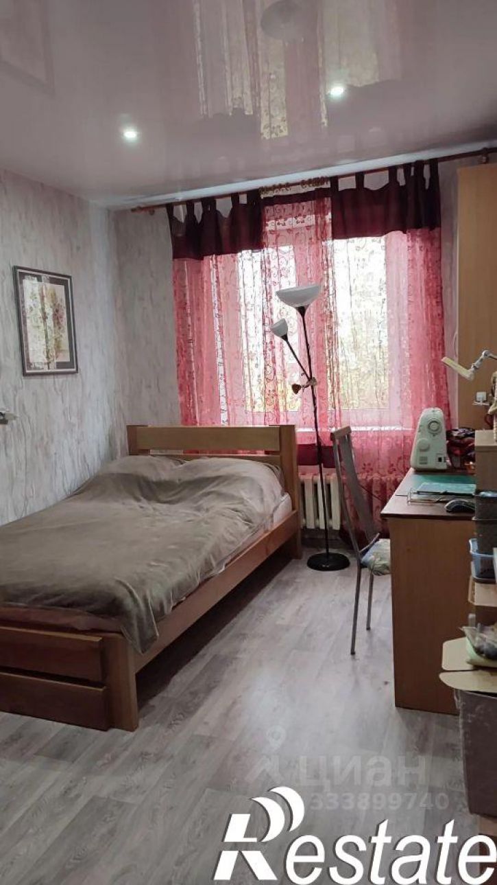 2-комн квартира улица Танкиста Александрова, 9,  д. 9