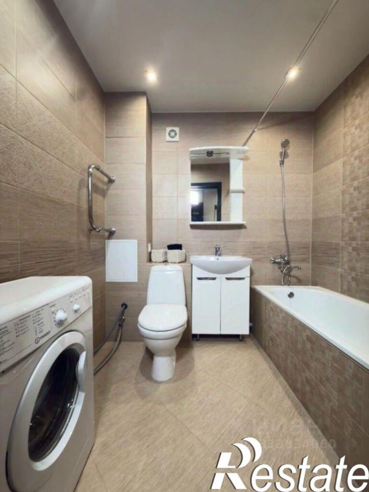 1-комн квартира Революционная улица, 24 к3,  д. 24 к3