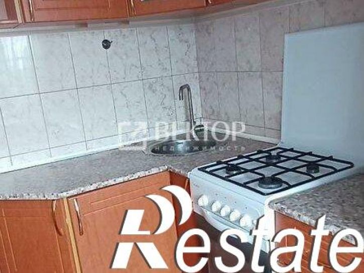1-комн квартира проспект Строителей, 50,  д. 50