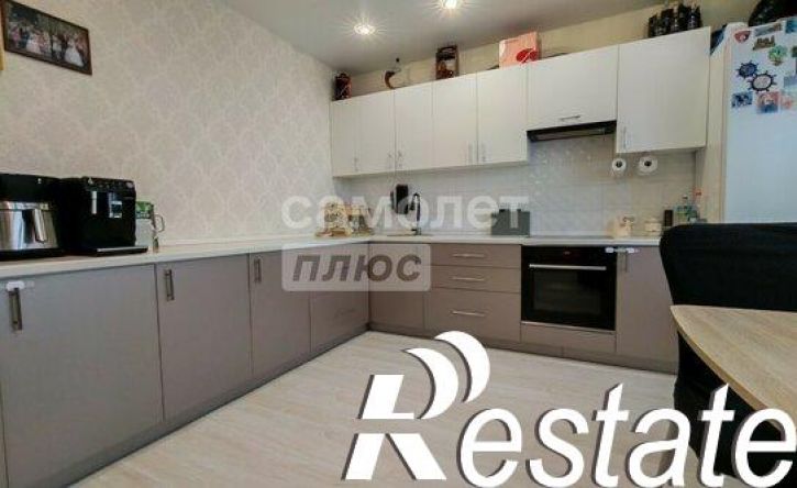 3-комн квартира улица Парижской Коммуны, 41,  д. 41