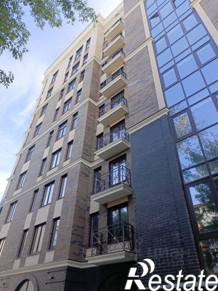 2-комн квартира в новом доме улица Андрианова, 18,  д. 18