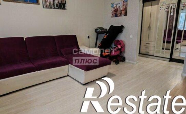 3-комн квартира улица Парижской Коммуны, 41,  д. 41
