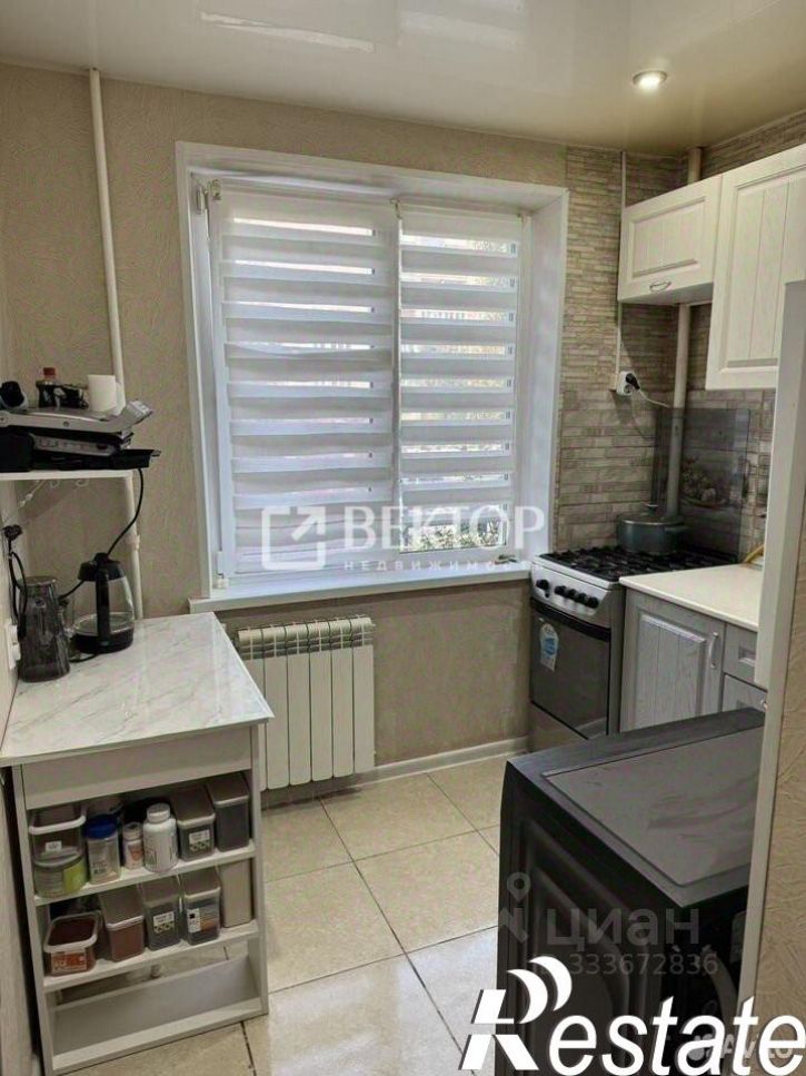 3-комн квартира улица Парижской Коммуны, 15А,  д. 15А