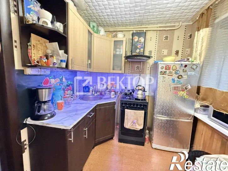 2-комн квартира улица Кирякиных, 2,  д. 2