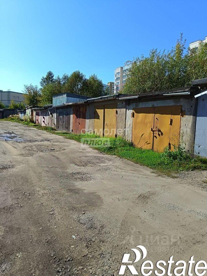 Купить гараж, место в паркинге за 1 100 010 рублей на Иваново г., Строителей пр-кт.