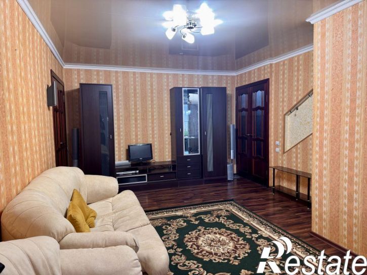 2-комн квартира Спортивный 1-й пер, 8