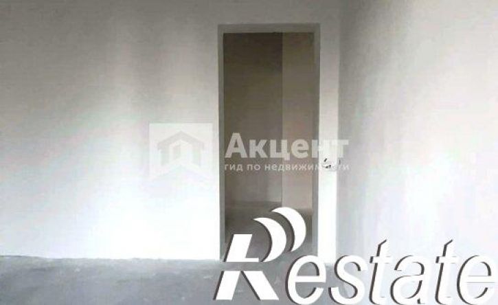 3-комн квартира улица Красных Зорь, 8,  д. 8