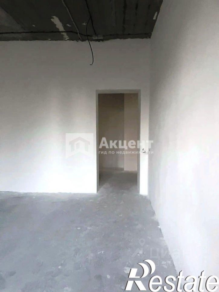 3-комн квартира улица Красных Зорь, 8,  д. 8