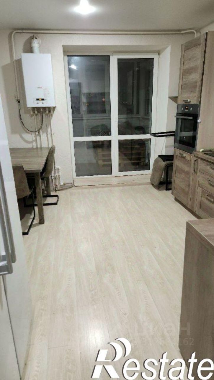 2-комн квартира улица Ломоносова, 3,  д. 3